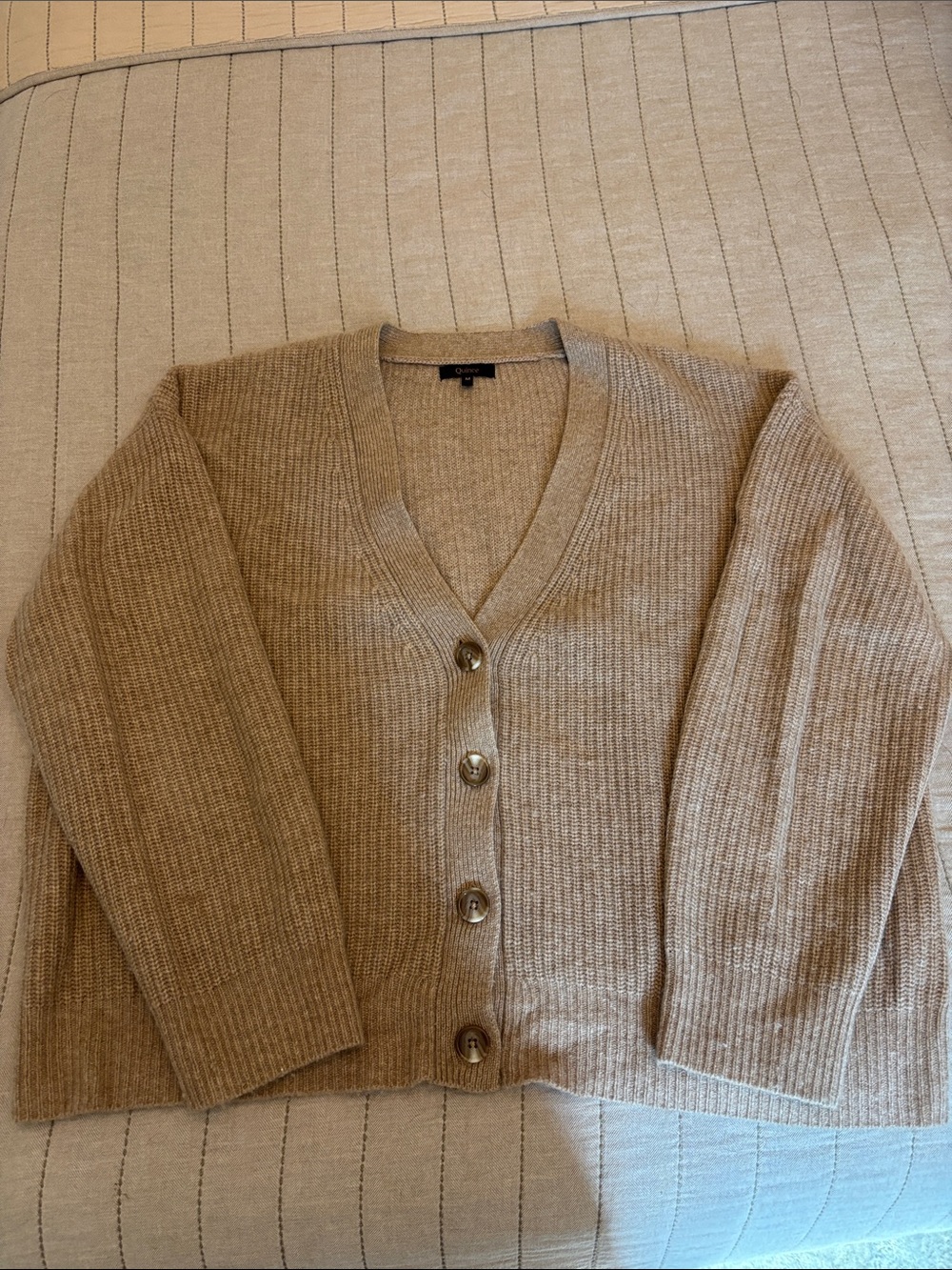 Quince Cashmere Cozy V-Neck Button Cardigan Sweater in Beige size medium